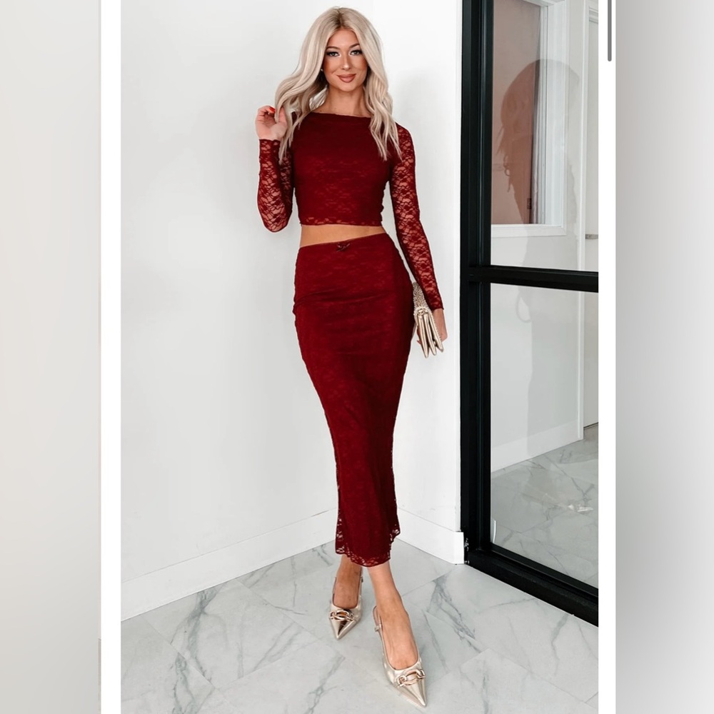 Coy cutie lace two piece set